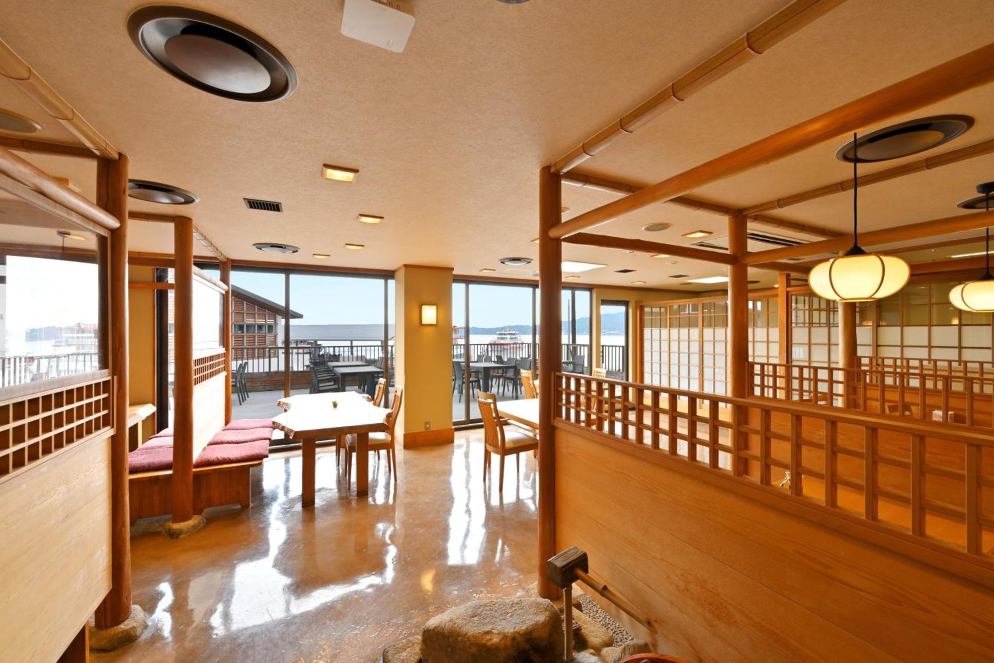 Miyajima Coral Hotel Hatsukaichi Exteriör bild