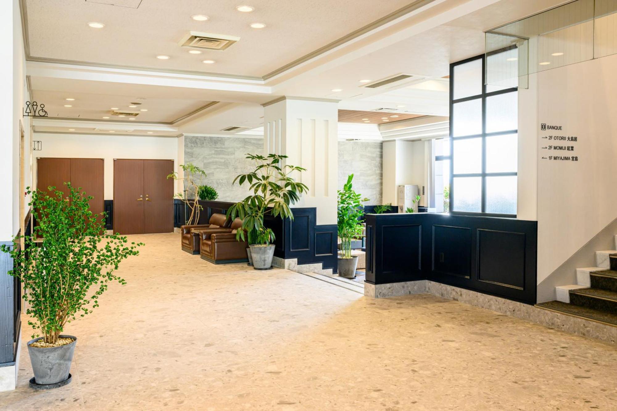Miyajima Coral Hotel Hatsukaichi Exteriör bild