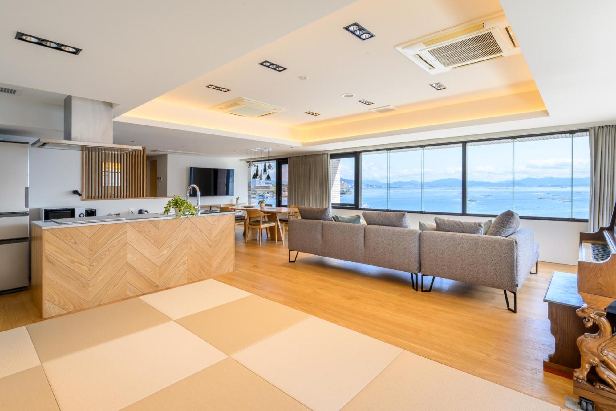 Miyajima Coral Hotel Hatsukaichi Exteriör bild